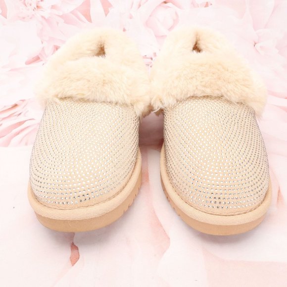 Women's Embellished Faux Sheepskin House Slippers Size 8M Cream Indoor Non-Slip - Picture 2 of 10